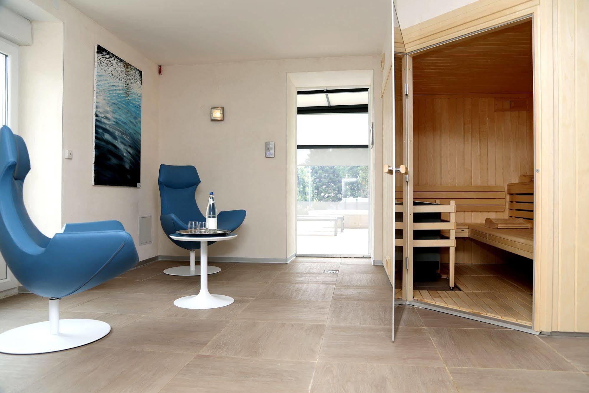 Logis Hotel Restaurant Spa Beau Site Luxeuil-les-Bains Exterior foto